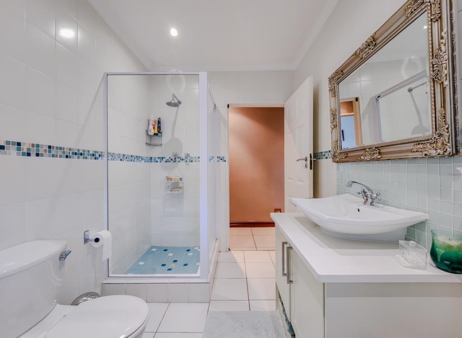 4 Bedroom Property for Sale in Protea Valley Western Cape